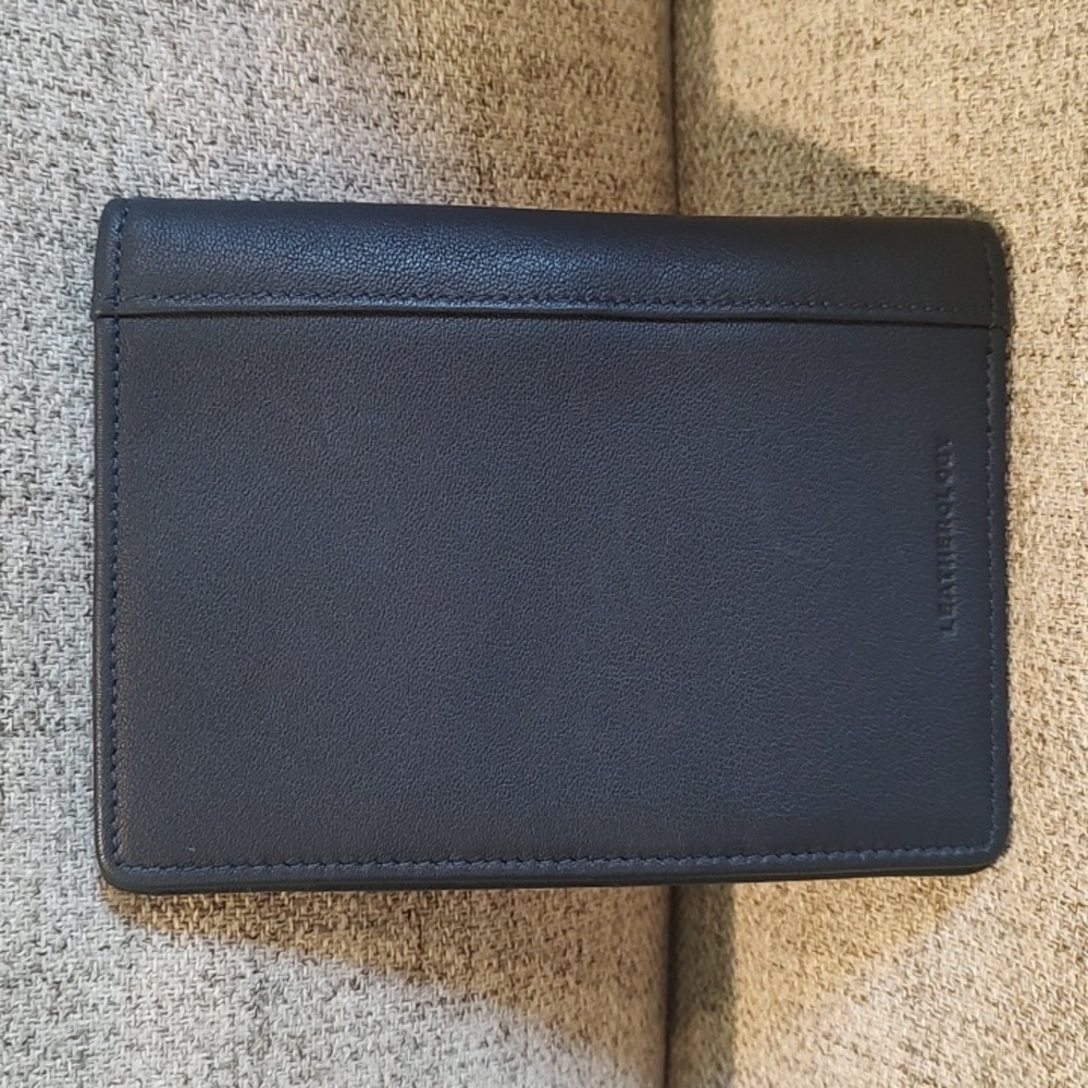 Leatherology Passport Cover 🔵 Blue Discrete Initials *LMJ* - Picture 2 of 6